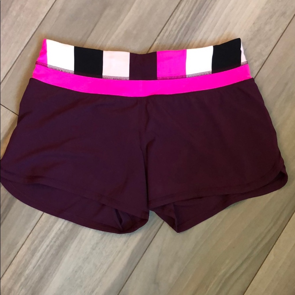 Lululemon Groove Shorts Pink Plum Size 6 w/liner